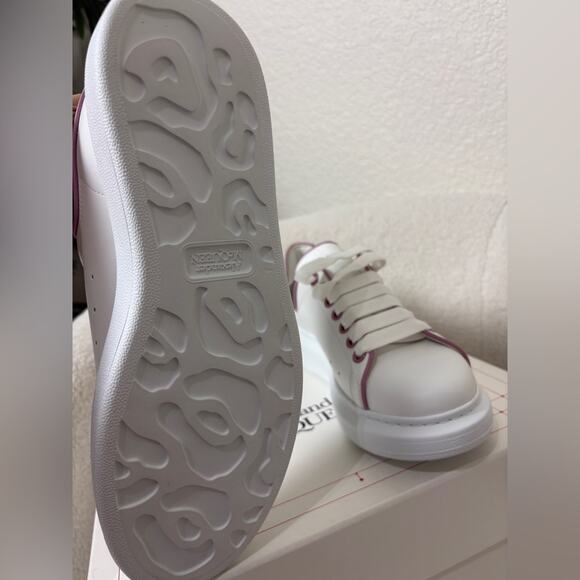 Alexander McQueen Oversized leather sneakers 39 - Picture 6 of 8